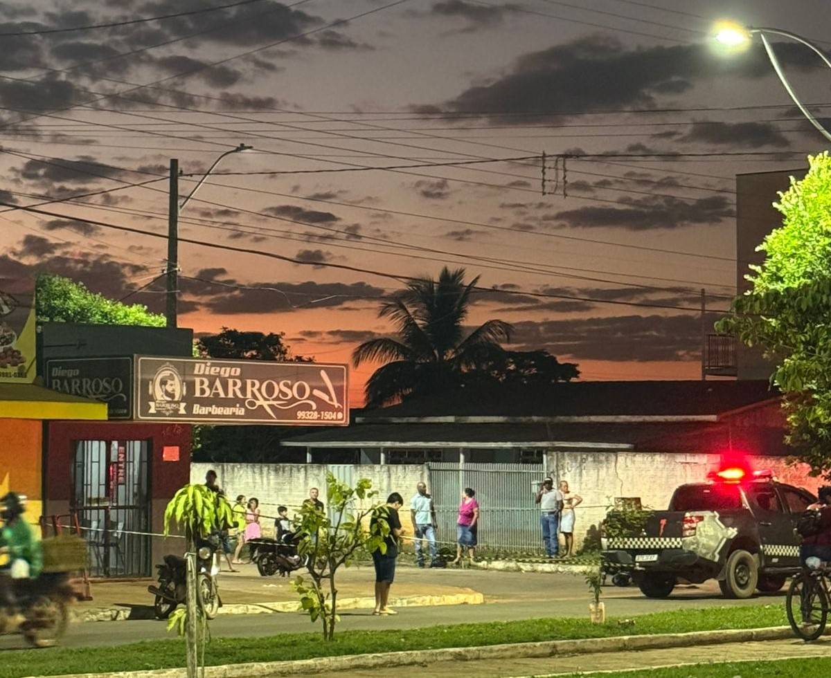 Após tentar matar cliente de barbearia em Vilhena, faccionado de 21 anos invade escola armado e se entrega; professor acionou a polícia