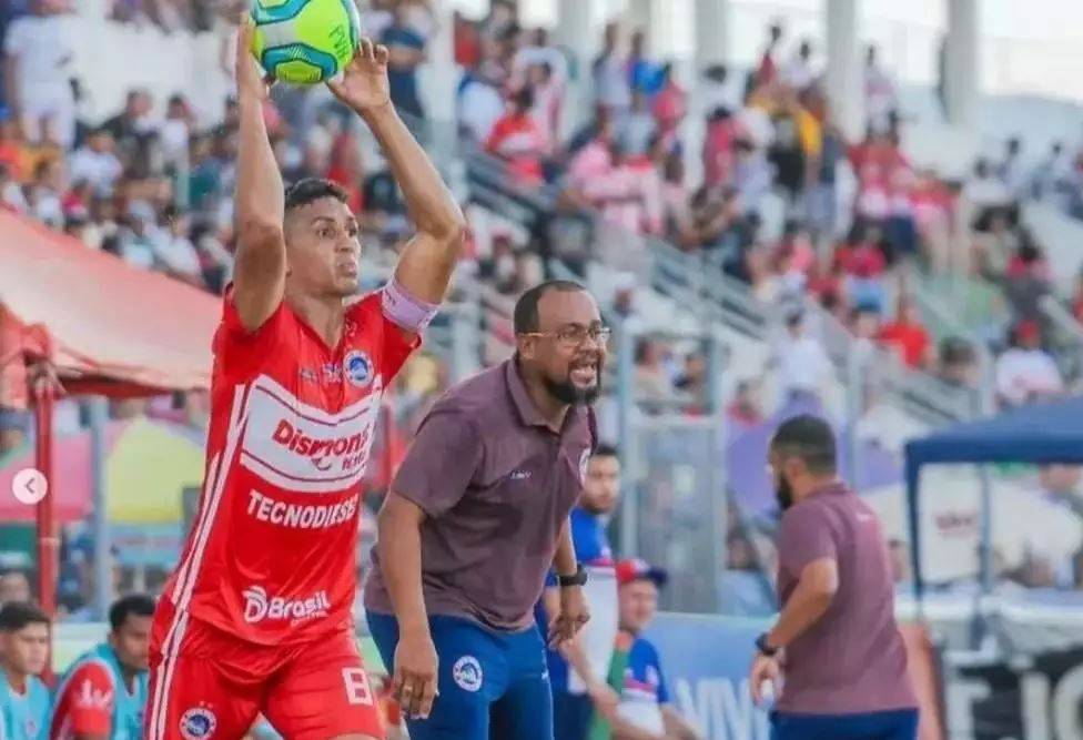 Depois de 9 anos, treinador de futebol multicampeão em Rondônia é apresentado e vai comandar time em MS novamente