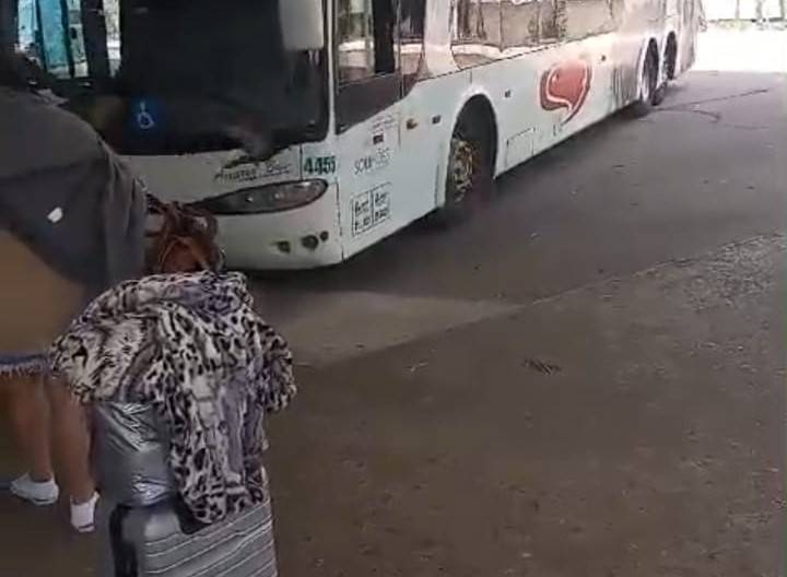 Empresa de ônibus é condenada a pagar R$ 42 mil de indenização a 14 vilhenenses; saiba o que aconteceu durante viagem