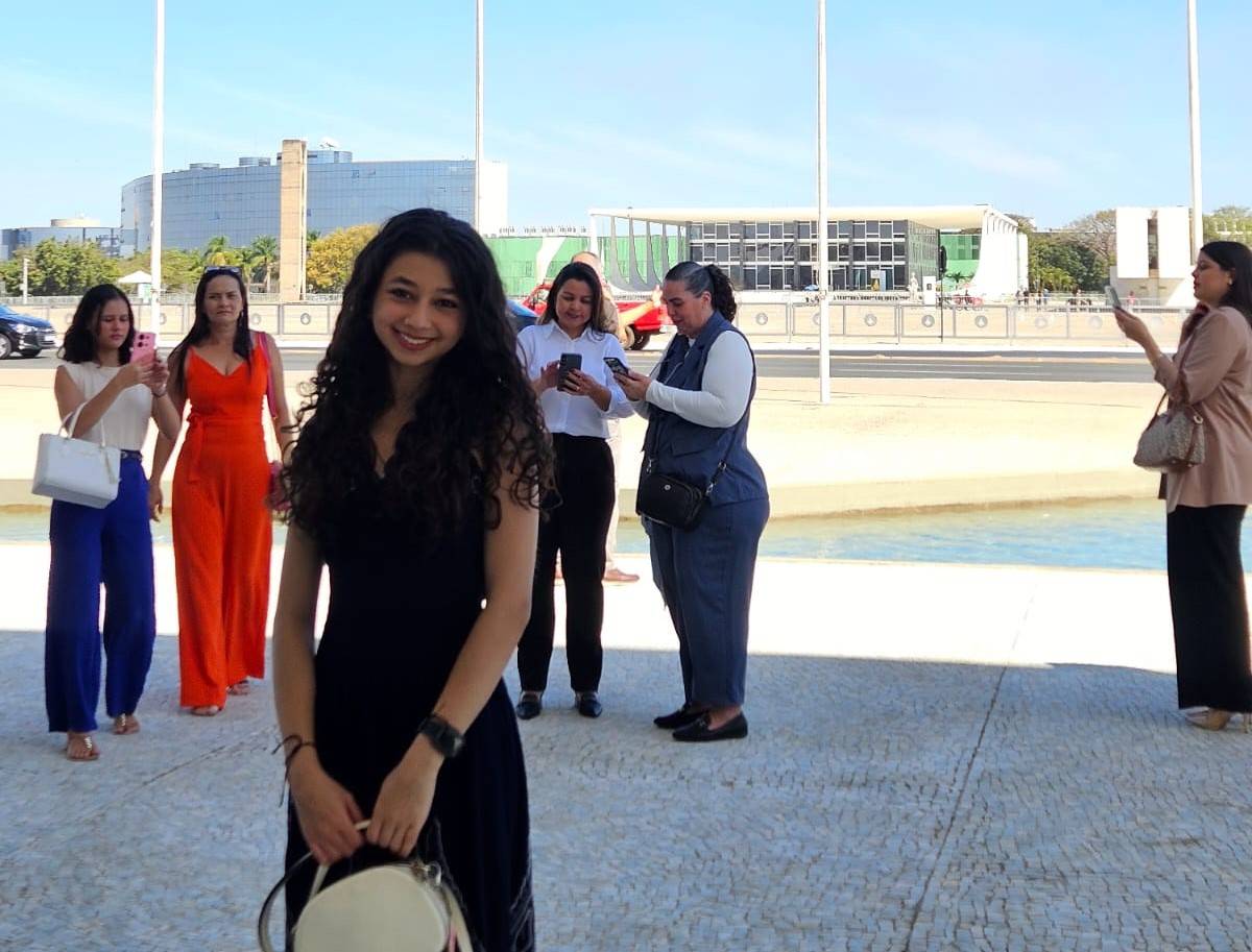 Nascida em Vilhena, estudante que perdeu mãe e irmão na pandemia atinge maior nota do Enem em MT e busca vaga para medicina