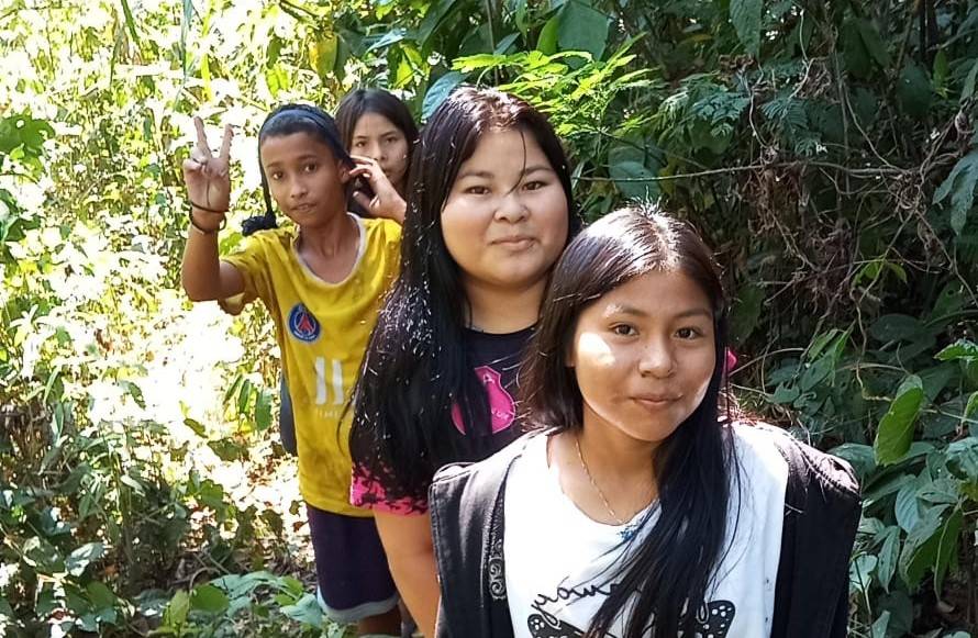 Adolescentes indígenas saem para colher açaí e passam mais de 24 horas perdidos dentro de imensa reserva de floresta no Sul de Rondônia