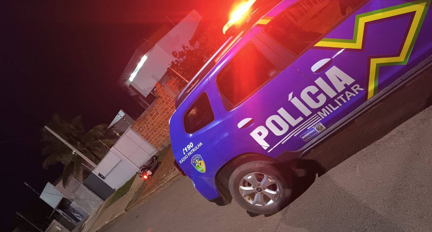 “Maconhado”, embriagado e sem CNH, motociclista acaba preso ao bater em viatura policial durante fuga, em Vilhena