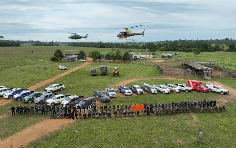 ICMBio e Polícia Federal deflagram operação para retirada de invasores na Floresta Nacional do Bom Futuro, em Rondônia