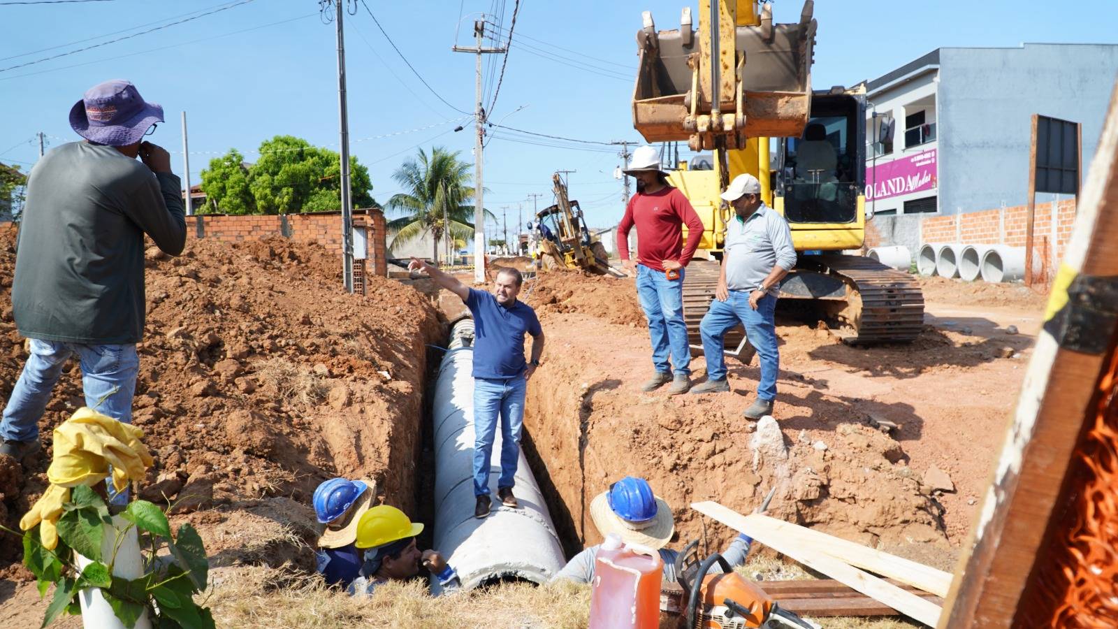 Cacoal recebe mais asfalto com apoio do deputado Cirone Deiró; obras serão executadas nos bairros Novo Cacoal, Josino Brito e Village do Sol I e II