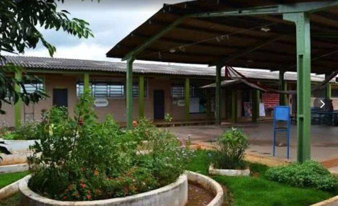 Em Vilhena, professor de escola pública é acusado de não agir ao ver aluno sendo espancado por colegas adolescentes dentro da sala de aula