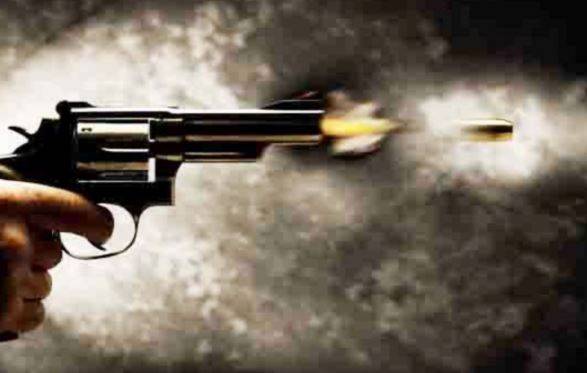 Após roubar motoneta em lanchonete, adolescente é convidado para matar jovem, mas vítima sobrevive a 5 tiros, em Vilhena