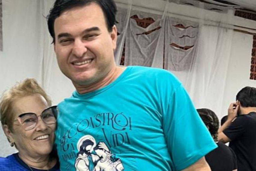 Em cidade de MT, homem diagnosticado com esquizofrenia usa pé de cabra para matar a própria mãe, uma idosa de 71 anos