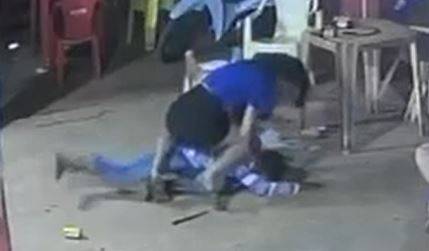 ASSISTA VÍDEOS: bar próximo de onde homem foi executado a tiros é palco de briga violenta entre casal, em Vilhena