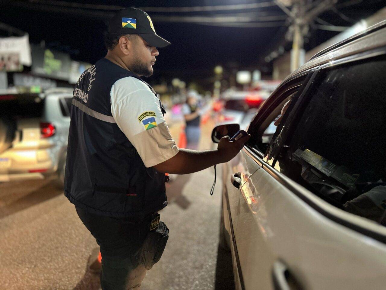 25 mil veículos estão com documento vencido em Vilhena: número representa quase 30% do total