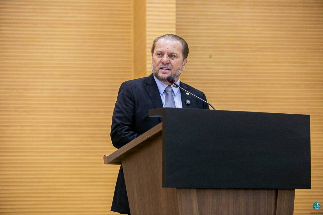 Deputado estadual Cirone Deiró propõe ampliação do Programa Prato Fácil para pacientes e acompanhantes