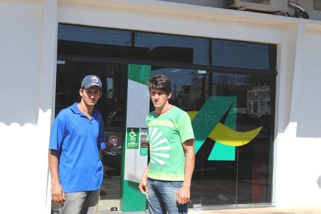 Com dívida milionária, assentados de Agrovila tentam negociação com bancos