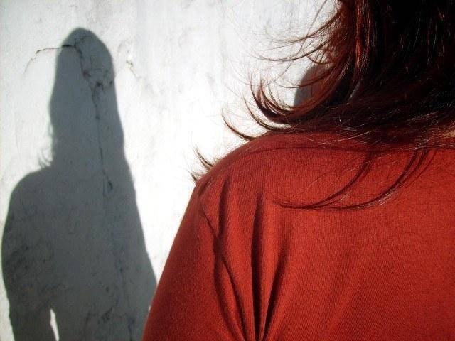 Menina de 16 anos é violentada dentro do Cemitério Municipal