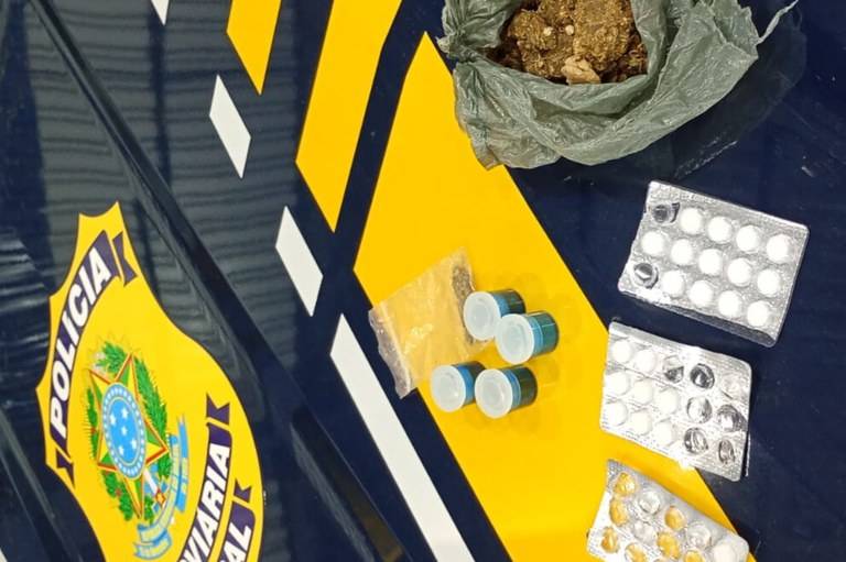 PERIGO NA ESTRADA: equipe da PRF flagra caminhoneiro sem descansar, usando maconha e “rebite” na BR 364, em Vilhena
