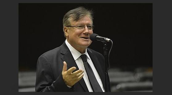 O AMIR É LANDO: ex-senador de Rondônia que “impichou” presidente vê cenário favorável para concorrer a deputado federal este ano