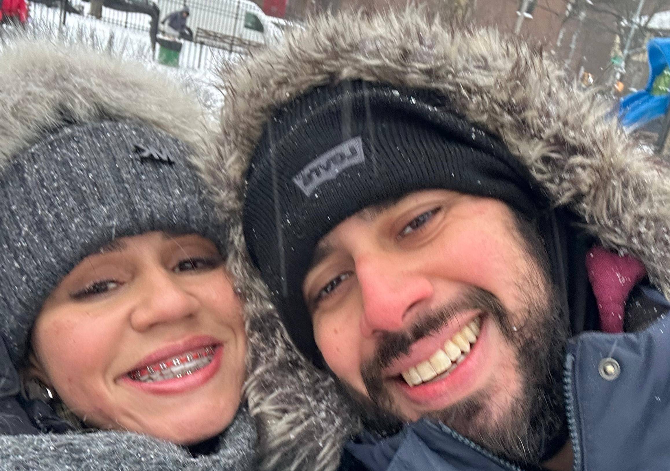 VEJA VÍDEO: ex-moradora de Vilhena ora durante 8 meses antes de casar com americano e se emociona ao receber “Green Card” nos EUA