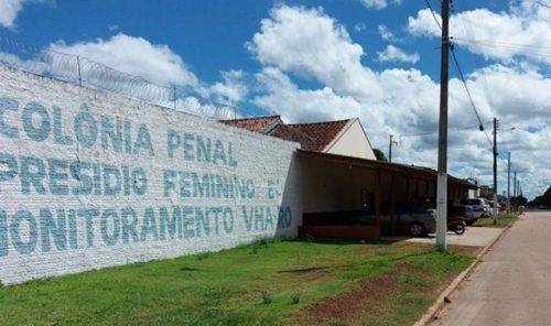 Mulher passa 12 horas na cadeia, em Vilhena, após ser presa por atrasar pensão alimentícia dos dois filhos