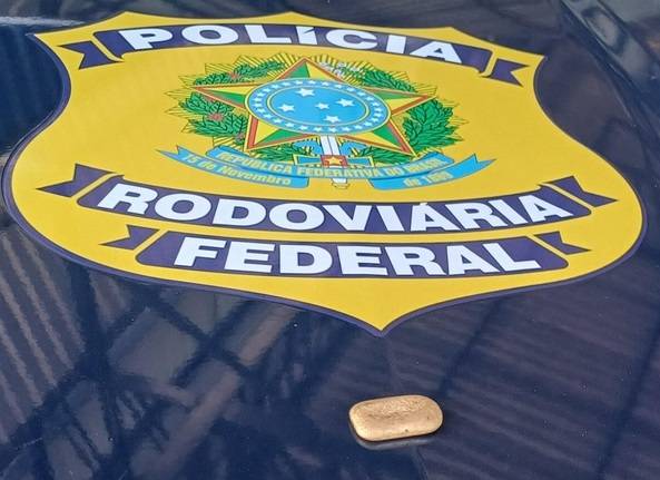 Fiscalização de rotina da PRF em Vilhena resulta na apreensão de barra de ouro ilegal