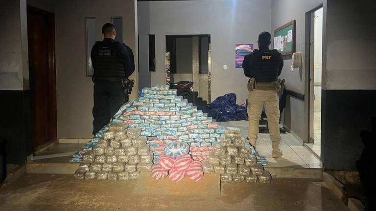 Em um único dia, agentes da PRF apreendem 276,2 kg de drogas, em Rondônia; uma das ações policiais aconteceu em Vilhena
