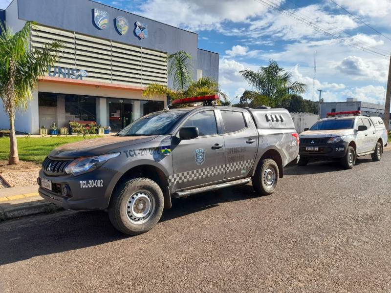 Enciumado ao ver ex-namorada com rapaz de 18 anos, rival tenta matá-lo em praça de Vilhena; estranho teria “invadido” hospital