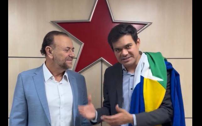 ASSISTA: em vídeo, ex-deputado de RO confirma ter “virado petista”, enquanto o próprio pai apoia candidato adversário a governador