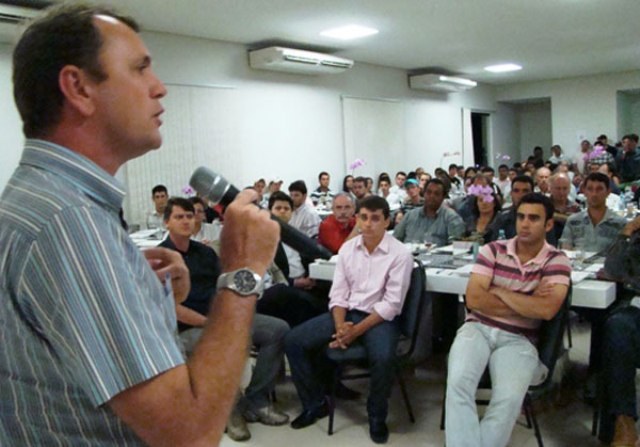 Pesquisa do PSDB mostra Goebel na frente em Vilhena; Melki e Rover empatados