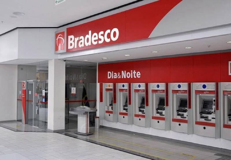 Em cidade vizinha, mulher quita dívida de R$ 191 mil, mas Bradesco coloca o nome dela no Serasa dias depois; justiça condena