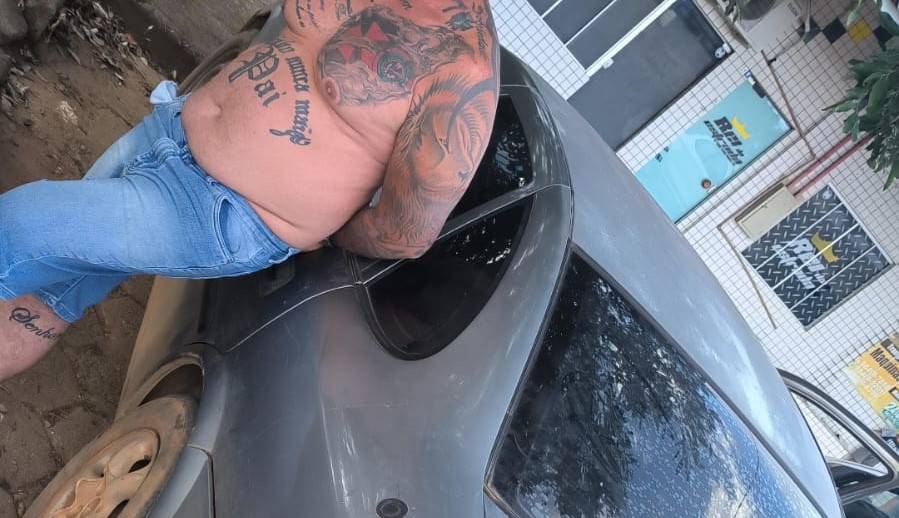 Em poucos minutos, Polícia Militar prende ladrão e recupera carro que tinha sido levado "na marra” em avenida de Vilhena