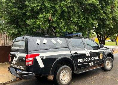 Em cidade vizinha, homem que espancou ex-esposa é o principal suspeito de ter assassinado rival horas antes