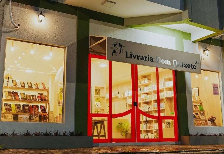 Livraria Dom Quixote integra evento nacional “Noite das Livrarias” com programação especial em Vilhena