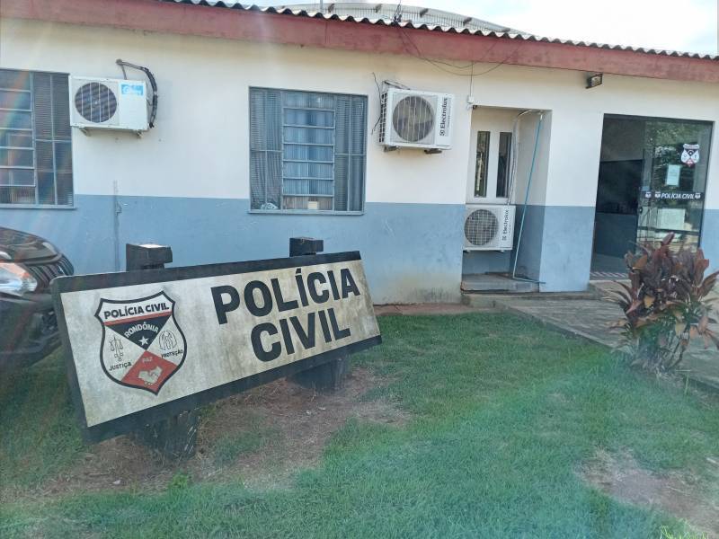 Após bater em caçamba papa-entulho na cidade de Cerejeiras, motorista diz não saber sequer onde estava e nem o que tinha acontecido
