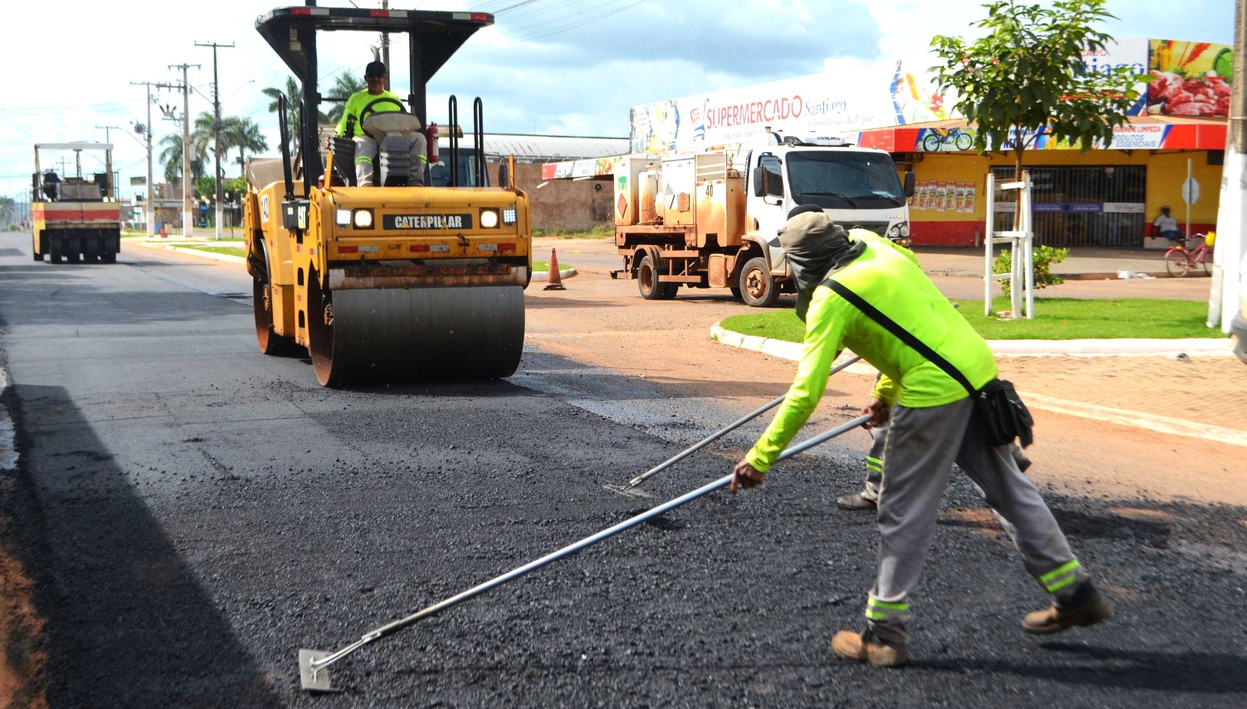 Deputado Ezequiel Neiva destaca transformação urbana com obras de recapeamento em Cerejeiras