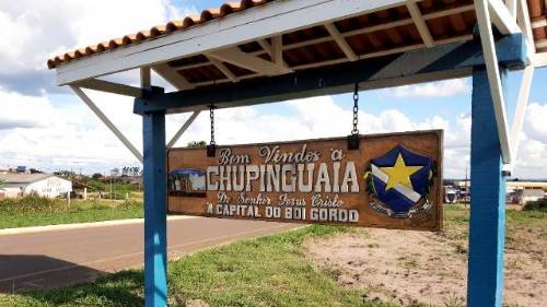 Garoto de 17 anos que sobreviveu a ataque de facção em Chupinguaia está intubado e em estado grave na UTI de Vilhena