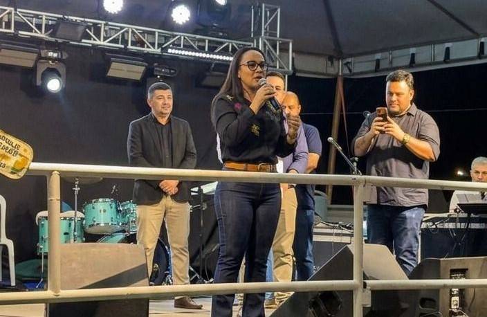 Deputada Rosangela Donadon destaca quase R$ 3 milhões destinados para Cabixi durante Festa do Milho