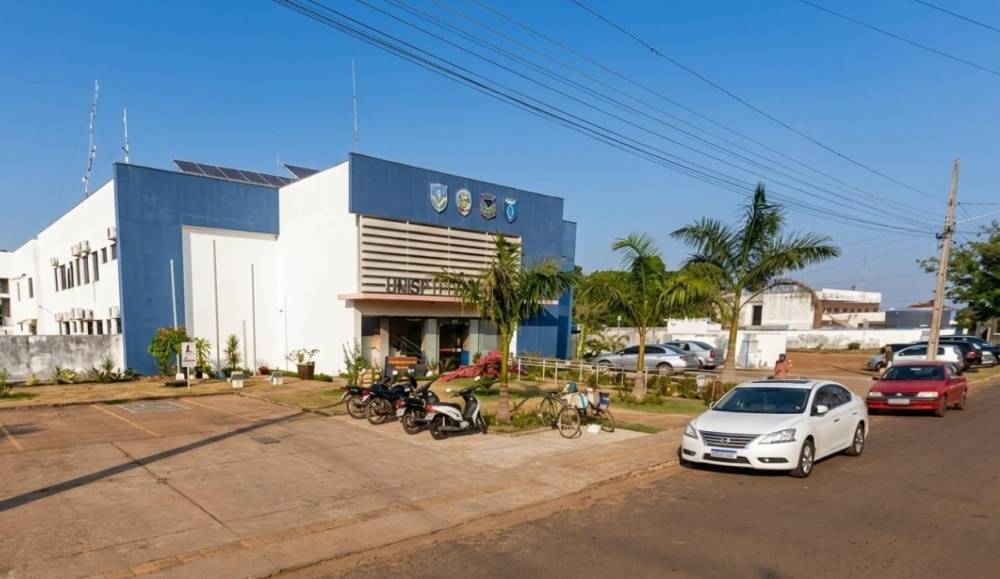 Mulher de 41 anos sofre queda ao passar de motoneta por quebra-molas e fica em estado grave, em Vilhena