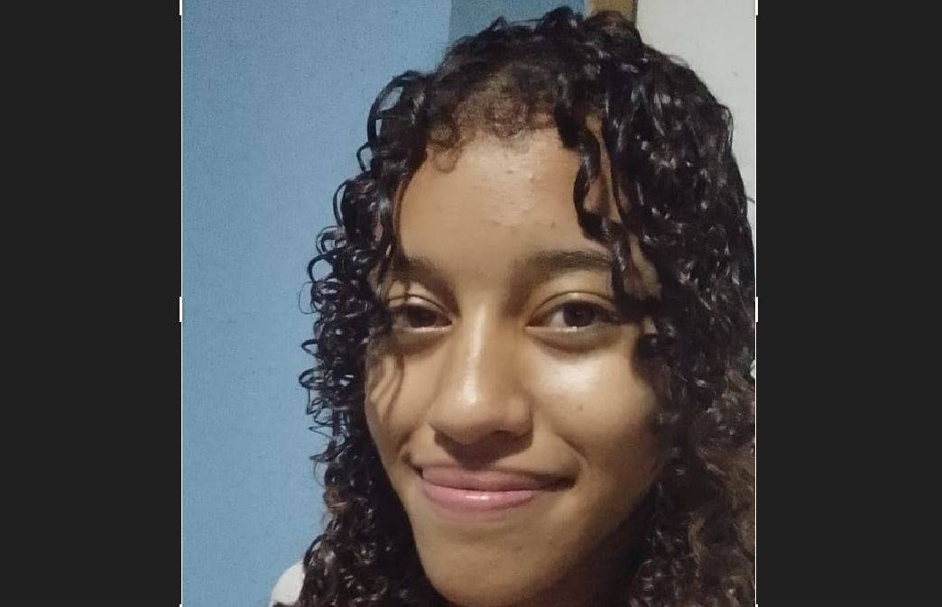Mãe “corta” redes sociais e adolescente foge de casa, em Vilhena; família registra queixa na polícia e pede ajuda