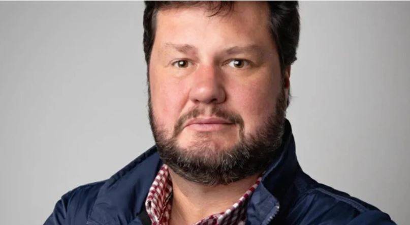 Filho de ex-senador de Rondônia é confirmado como candidato a suplente de petista no Paraná e pode herdar o cargo