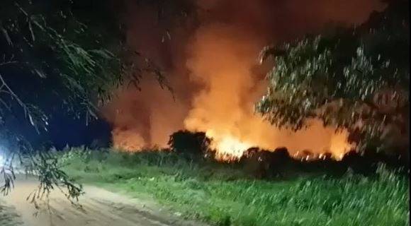 ASSISTA VÍDEO: primeiro do ano, incêndio florestal de grandes proporções é registrado em Vilhena e mobiliza Bombeiros