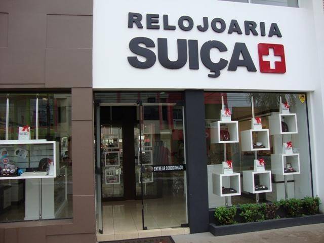 URGENTE: HOMENS ARMADOS ROUBAM RELOJOARIA NO CENTRO DA CIDADE