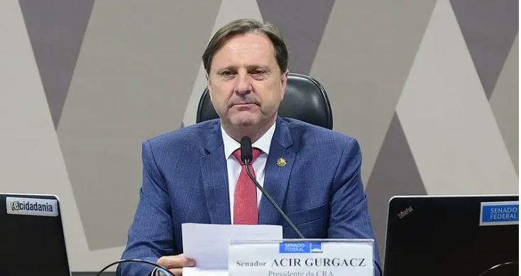 Ministro do STF que liberou candidatura de ex-senador em RO também vai julgar revisão criminal pedida por Bolsonaro