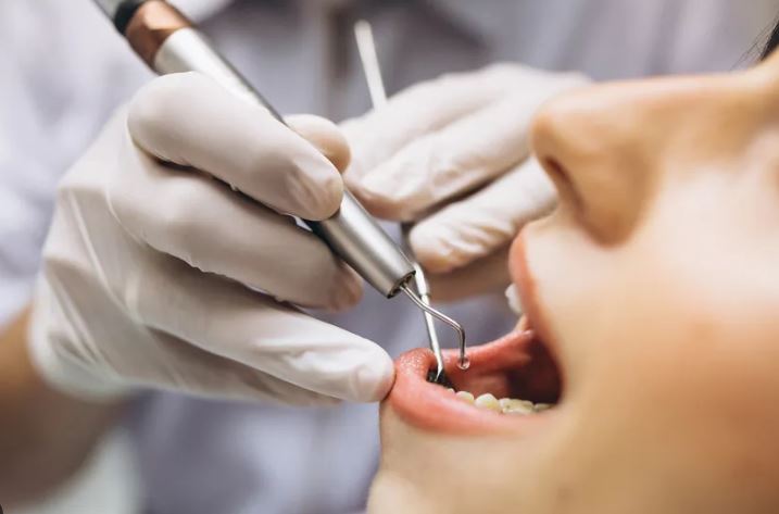Ministério Público denuncia dentista que teria contaminado mulheres intencionalmente com o vírus HIV, em Rondônia