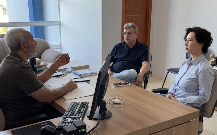 Candidata a deputada federal, advogada vilhenense diz que não há mais espaço na política para quem desvia dinheiro