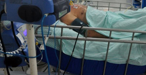 Motorista da prefeitura de Corumbiara está em estado grave na UTI de Vilhena após inusitado acidente na zona rural