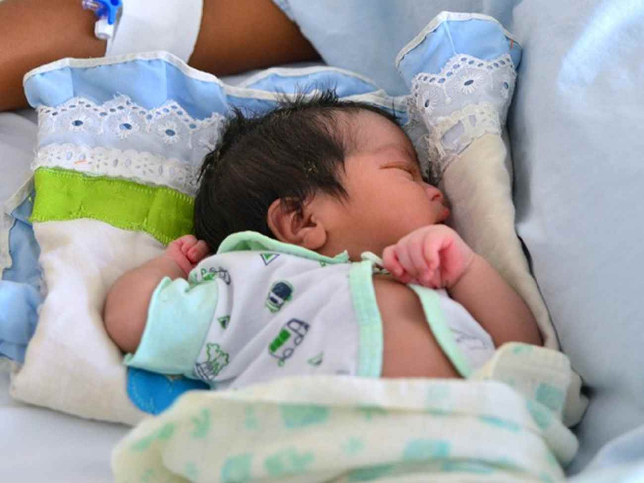 MULTIPARENTALIDADE: justiça de Rondônia autoriza bebê indígena a ter três pais na Certidão de Nascimento