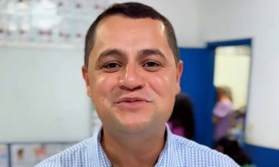 Prefeito de Chupinguaia comenta polêmica após adolescente ameaçado de morte ser transferido pela justiça para a “Capital do Boi”