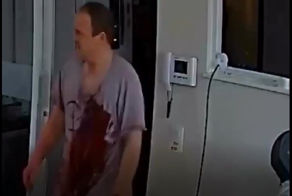 IMAGENS FORTES: vídeo mostra momentos que antecederam ataque de agrônomo que matou esposa e desferiu 8 facadas na filha em MT