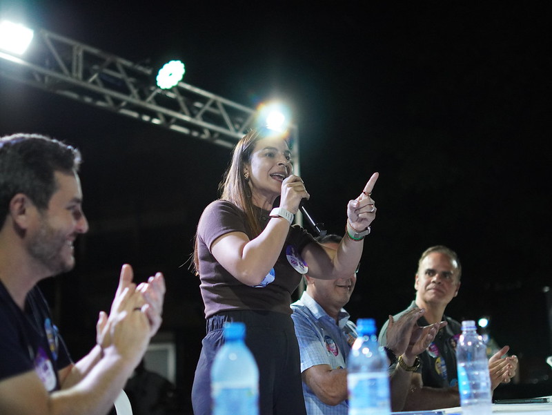“Minha bandeira são os 52 municípios de Rondônia”, diz Mariana Carvalho durante agenda em Rolim de Moura