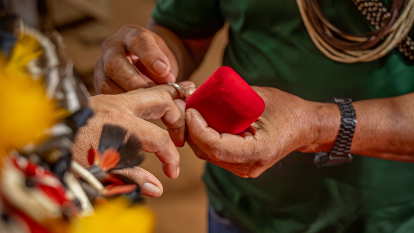 VEJA CENTENAS DE FOTOS de casamentos comunitários realizados pela justiça em várias cidades e comunidades indígenas de Rondônia