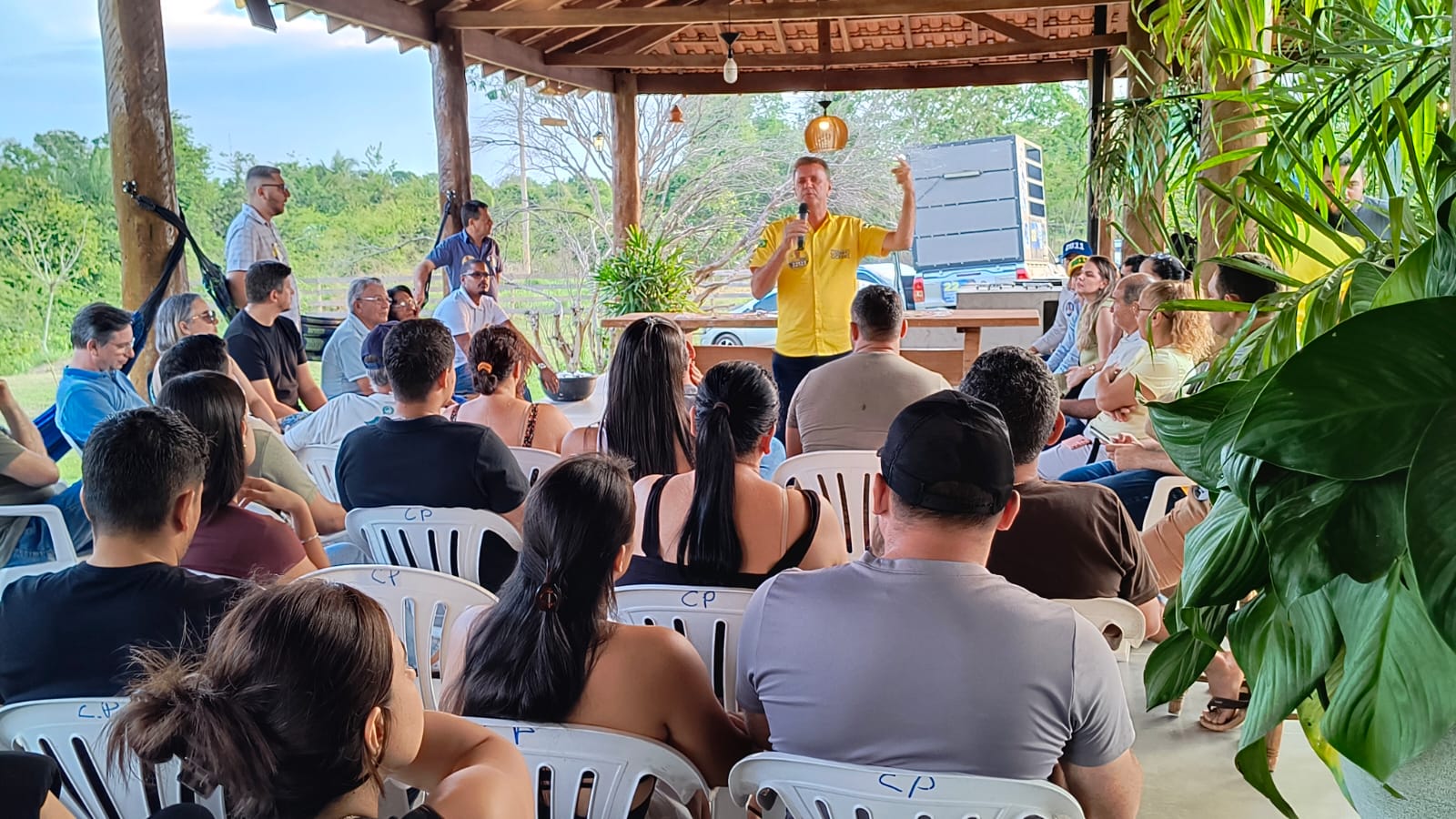 Luizinho Goebel cumpre agenda de campanha e recebe apoio de lideranças em Chupinguaia, Cerejeiras e Colorado