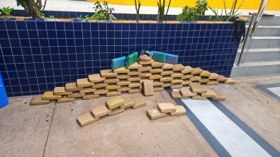 Motorista de picape que saiu de Rondônia com quase 80 kg de drogas e CNH falsa acaba preso na BR 364, em MT