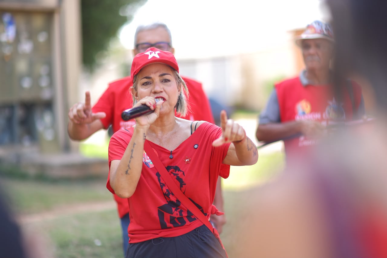 Luciana Oliveira encerra campanha pedindo que Porto Velho “eleja sua filha” ao Senado